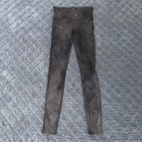 Spanx Leggings Women Small Faux Leather Look At Me Now Set Of 2 Black Shaping F - Picture 2 of 10